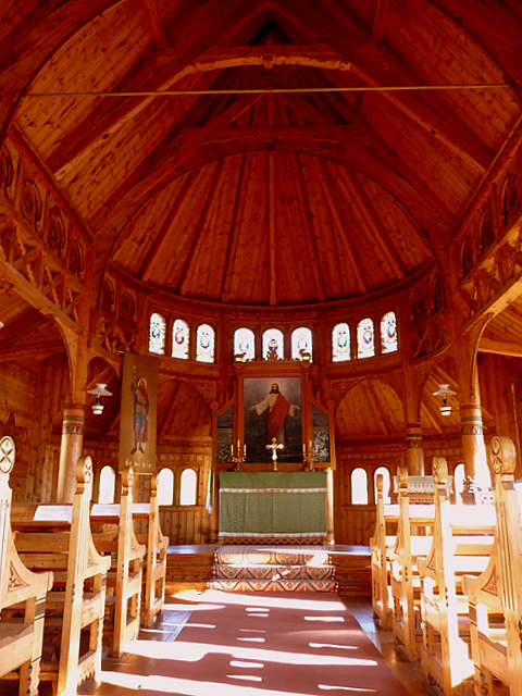 kirke St._Olav's_Church._Balestrand,_Norway. Steve Deger wikimedia